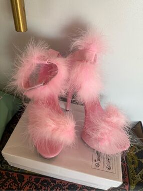 Shuzumiao Pink Feather Stiletto High Heels – Size 41 (US 10) – Sexy Party/Club